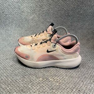 Nike React Escape Run Sail Running Shoes Size 8 Women’s